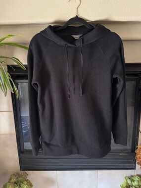 Eddie Bauer Women’s Black Fleece Hoodie Pullover Sweatshirt XS Drawstring Cozy